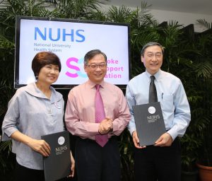 Witnessed by Minister Gan Kim Yong, Minister for Health, Mrs Teo Poh-Yim, Founder and Chairman of S3, and Professor John EL Wong, Chief Executive, National University Health System, sign a Memorandum of Understanding (MoU) to leverage on the partnership between both organisations to increase awareness on stroke and advance advocacy to enable an inclusive society.