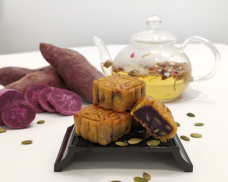 How to enjoy your mooncakes more healthily 